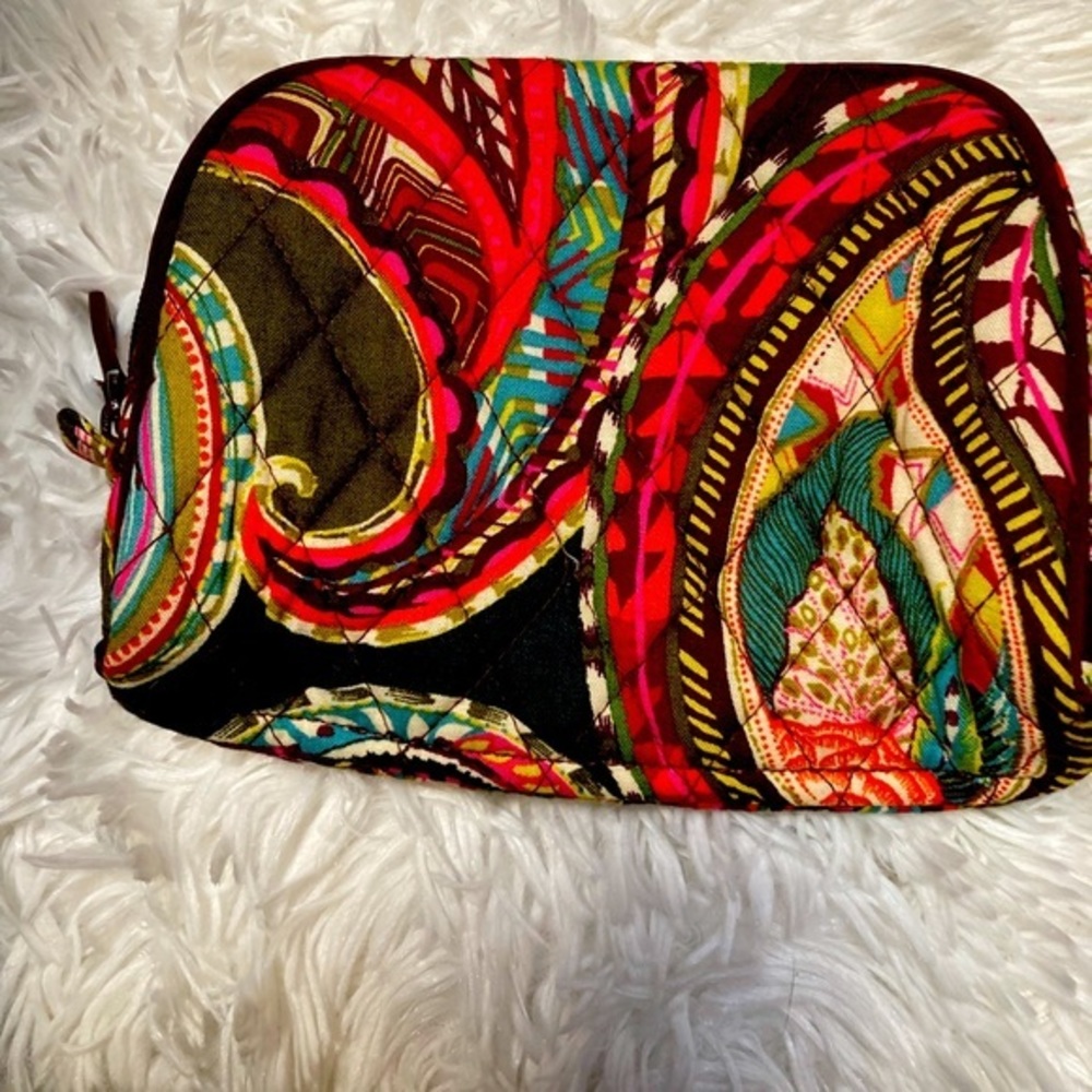 Vera Bradley small plastic lined cosmetic bag- new NWOT